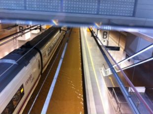 Renfe no tornarà els diners als passatgers del TAV afectat per la inundació a l'estació de Girona