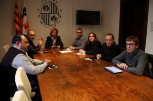 Els partits de Figueres reclamen al Govern implicació contra la delinqüència al barri gitano