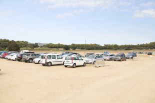 Traslladaran l'aparcament de Castell de Palamós per reduir l'impacte dels vehicles a l'estiu