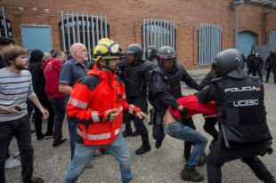 El jutjat investiga 23 policies nacionals per les càrregues de l'1-O a Girona