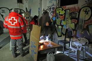 Girona crea un equip d'atenció psiquiàtrica per ajudar els sense sostre que dormen al carrer