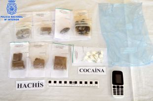 Un detingut al Pertús per dur 250 grams d'haixix i 10 de cocaïna en bosses per vendre