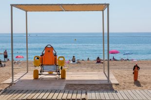 Platja d'Aro millora els accessos a les platges per a les persones amb problemes de mobilitat