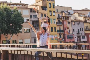 La iniciativa ''Ballarins de Girona, junts contra el càncer'' torna en forma de festival