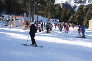 FGC espera una excel·lent ocupació a les pistes d'esquí durant la Puríssima