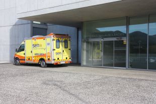 L'hospital d'Olot suspèn la cirurgia programada amb ingrés i les visites a les unitats d'hospitalització
