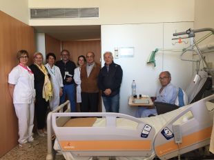 Cures Pal·liatives del Santa Caterina estrena vint llits provinents de la Fundació Oncolliga