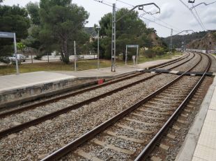 Denuncien la ''deixadesa'' de les estacions entre Figueres i Portbou