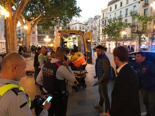 Mor un home després de ser apunyalat al coll en plena Rambla de Figueres