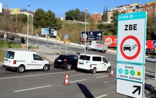 Comença el veto als vehicles més contaminats a Barcelona amb la Zona de Baixes Emissions