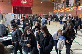 La fira educativa Univers Jove de Ripoll torna a la presencialitat amb uns 750 estudiants