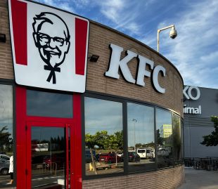 KFC inaugura un nou restaurant a Vilatenim