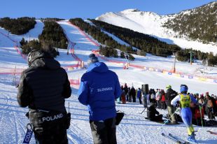 Treballadors d'estacions d'FGC, cridats a fer vaga durant el mundial de Para Snowboard a la Molina