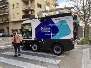 Fisersa incorpora onze nous operaris al servei de neteja viària a Figueres