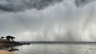 Avís de perill màxim per pluges intenses aquesta tarda a la Costa Brava