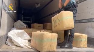 A presó un camioner enxampat a Garrigàs amb gairebé dues tones d'haixix 
