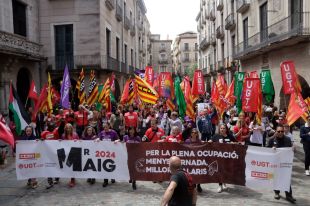 500 persones reclamen a Girona reduir la jornada i acabar amb la ''precarietat'' al sector turístic