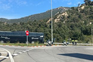 Els Mossos tallen l'AP-7 en sentit nord per les protestes dels pagesos a França