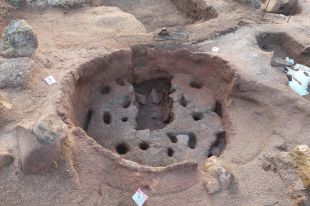 Descobreixen un forn tardoromà a la necròpolis de l'església vella de Santa Cristina d'Aro