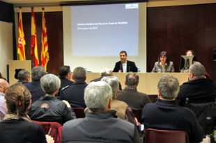 L'Ajuntament de Girona vol convertir unes 1.500 places lliures en zona verda d'aparcament