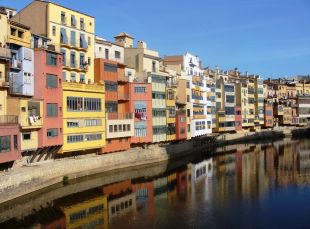 Una avaria deixa sense llum uns mil abonats del Barri Vell de Girona