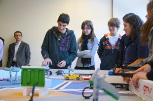 Un 30% de participants gironins més en el segon torneig de robòtica de la First Lego League