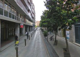 La Policia Municipal de Girona evita que un lladre es llanci des d'un balcó