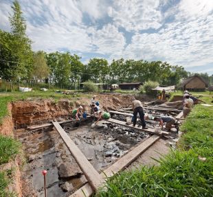 Reprenen les excavacions al jaciment neolític de la Draga a Banyoles 