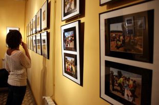 Els fotoperiodistes gironins exposen les imatges de premsa més destacades del 2011