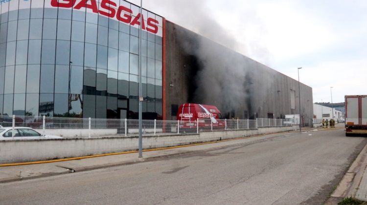 Pla exterior de la fàbrica Gas Gas de Salt cremant. ACN