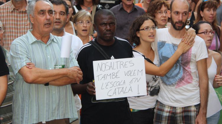 Persones ben diverses han donat suport al català © ACN