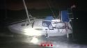 Un veler embarranca a Colera i els tripulants escapen amb una llanxa