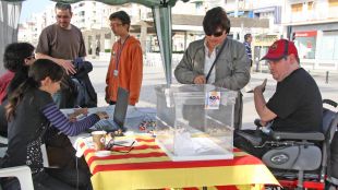 consultes, independència, Blanes, 10A