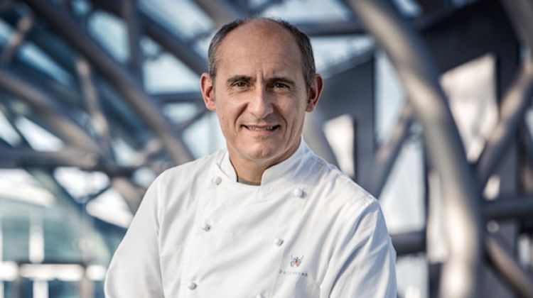 El nou restaurant Terra de Paco Pérez a l'Hotel Alàbriga s'endú la seva primera estrella