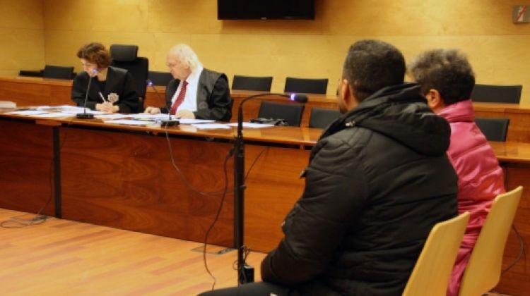 L'acusat, començant a declarar a la secció quarta de l'Audiència de Girona © ACN