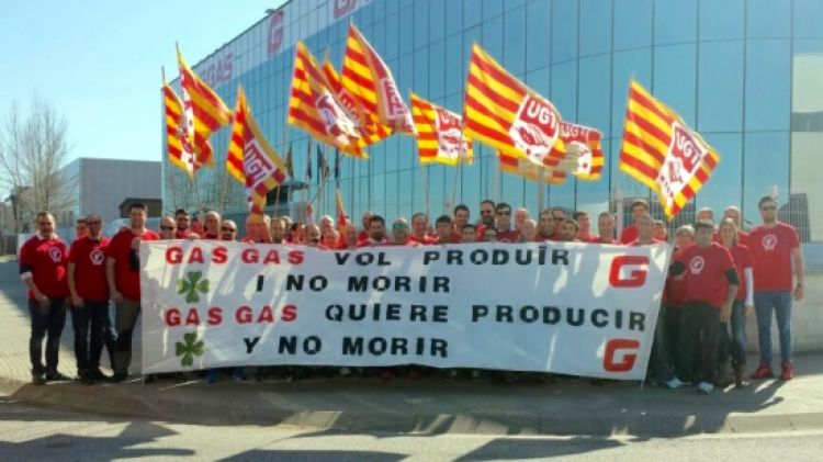Protesta dels treballadors davant la seu (arxiu) © ACN