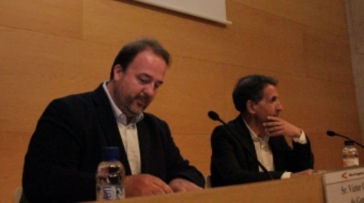El director del festival Nits de Clàssica, Víctor Garcia de Gomar, amb el cap de l'àrea de Cultura de Girona, Narcís Casassa © ACN