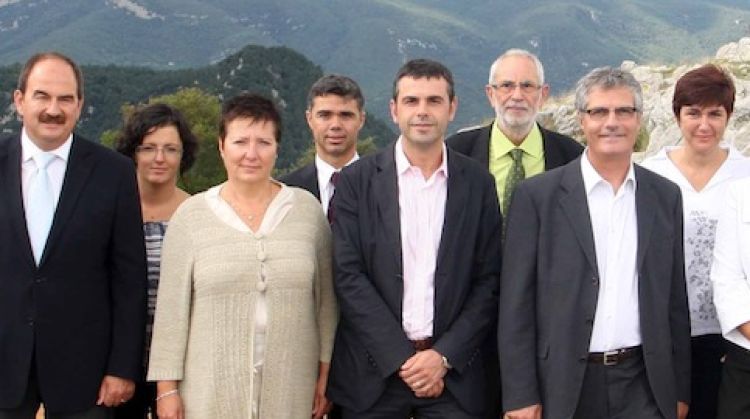 Foto de família de la candidatura gironina de CiU a la Mare de Déu del Mont © ACN