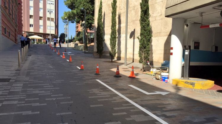 S'ha pintat senyalització al terra del carrer © Aj. de Figueres