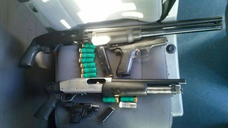 Les armes trobades a l'interior del vehicle a la frontera