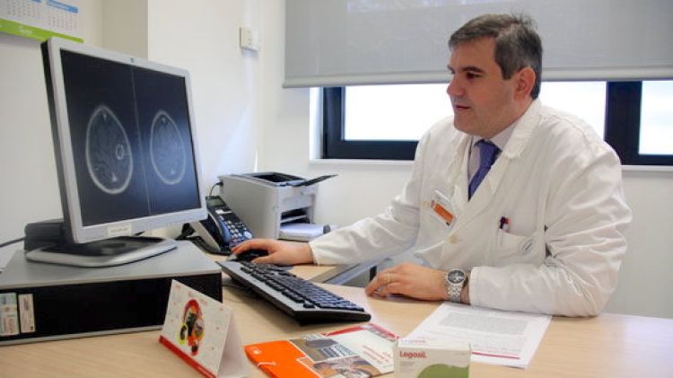 El metge oncòleg de l'ICO Girona, Joaquim Bosch, aquest matí © ACN