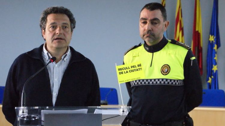 El regidor de Medi Ambient, Josep Guix, i el cap de la Policia Local d'Olot, Ignasi López © ACN