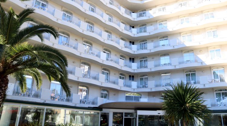 Façana de l'Hotel Fenals Mar de Lloret de Mar, aquest dijous. ACN