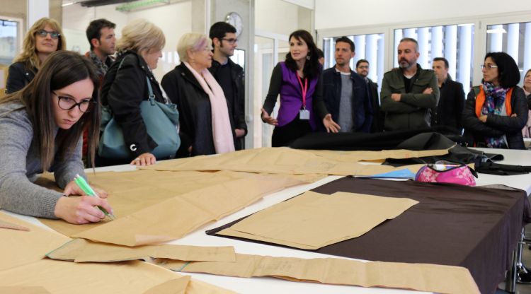 Una imatge de la visita a les instal·lacions de Qstura del Parc Tecnològic de Girona