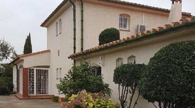 Un dels habitatges que s'han posat a disposició del president, Carles Puigdemont, en cas d'exili