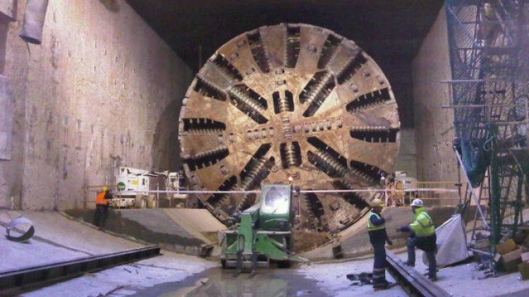 La tuneladora Gerunda treballant sota Girona © Anna Puig
