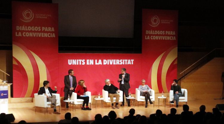 Un moment de l'acte de Societat Civil Catalana a Girona d'avui. ACN