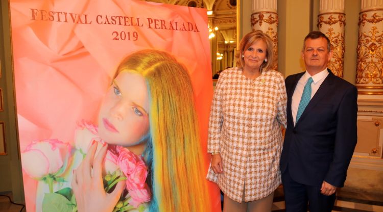 La presidenta de la Fundació Castell de Peralada, Isabel Suqué, i el director del Festival Castell de Peralada, Oriol Aguilà. ACN