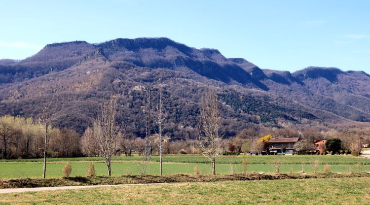 Vista general de la Vall d'en Bas. ACN