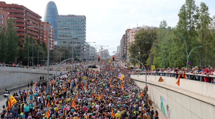 Arribada de les Marxes per la Llibertat per la Gran Via de Barcelona. ACN